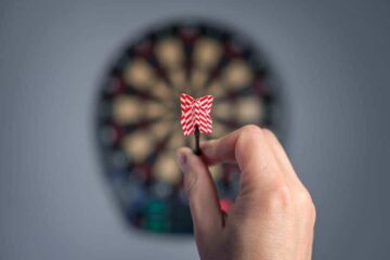 How to Aim With Darts